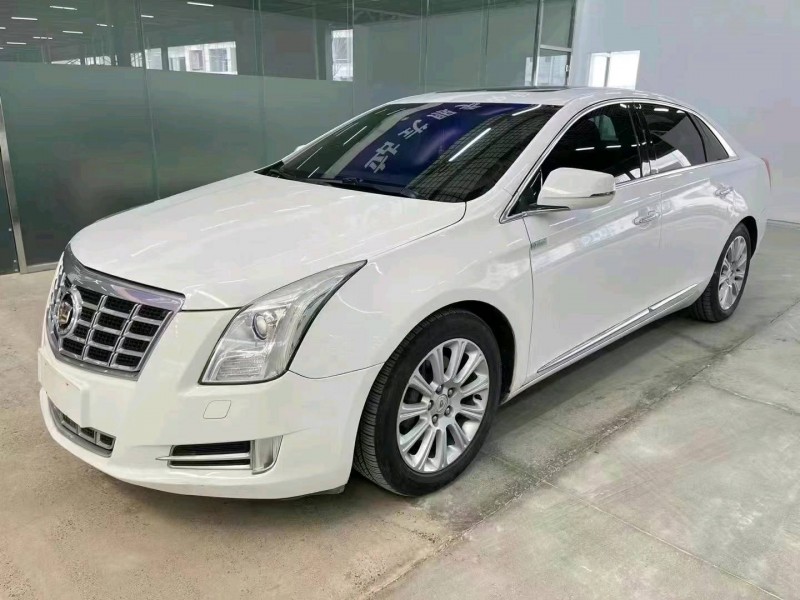 济宁13年凯迪拉克XTS7