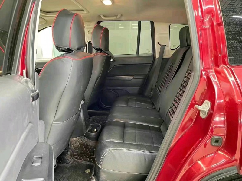 济宁13年Jeep指南者5