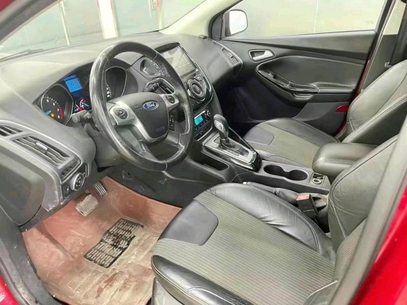 济宁13年福特福克斯6