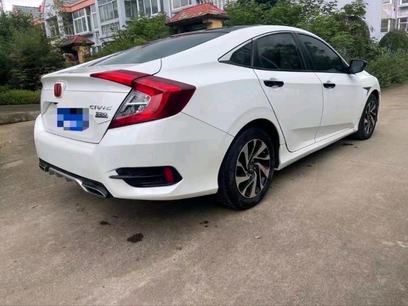 济南17年本田思域8