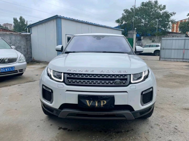 济宁16年路虎极光1