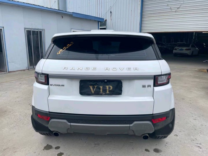 济宁16年路虎极光9