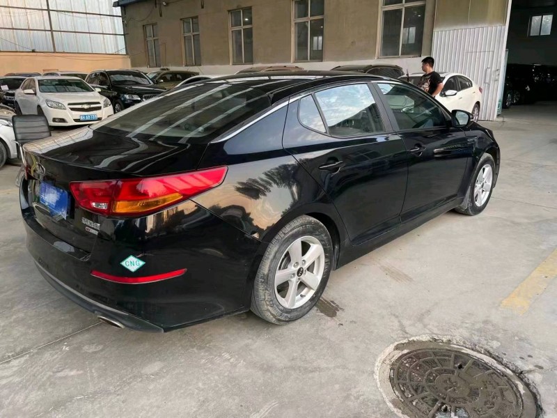 保定18年起亚K58