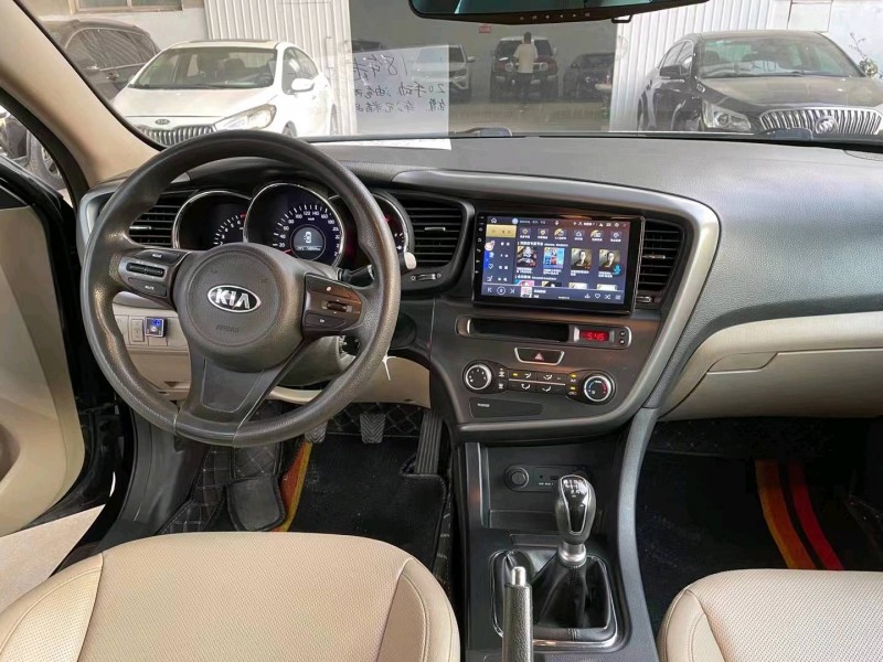 保定18年起亚K56