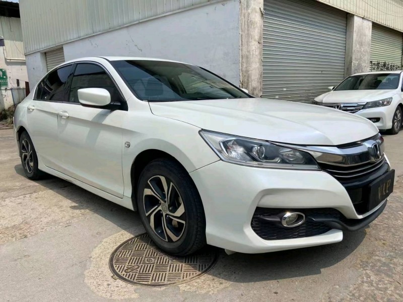 广州17年本田雅阁6