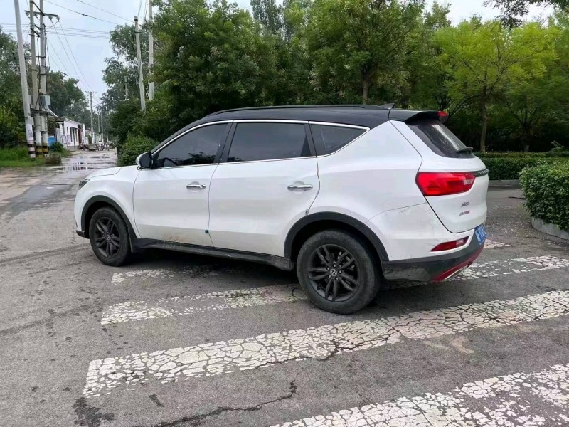 济南21年东风风光3