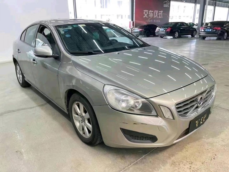 济宁11年沃尔沃S60L7