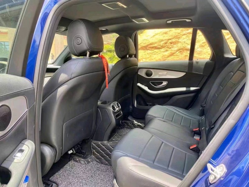 广州19年奔驰GLC8