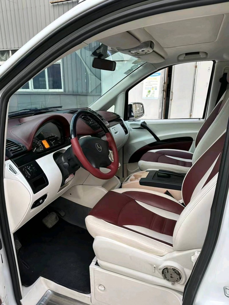 徐州14年奔驰威霆3