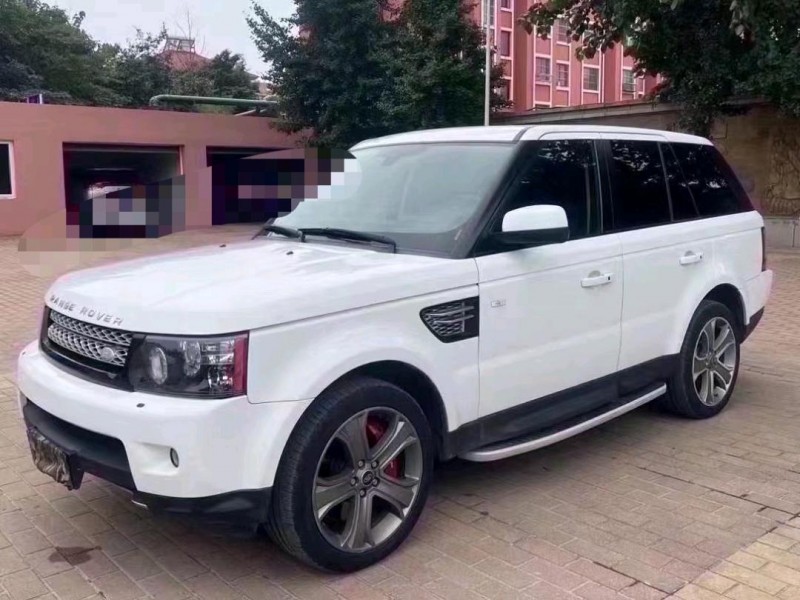 青岛13年路虎揽胜运动4