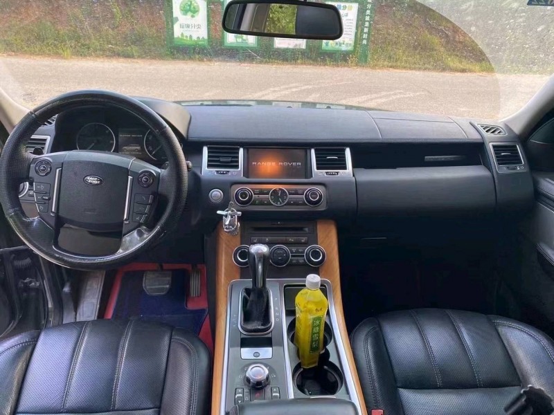 青岛12年路虎揽胜运动3