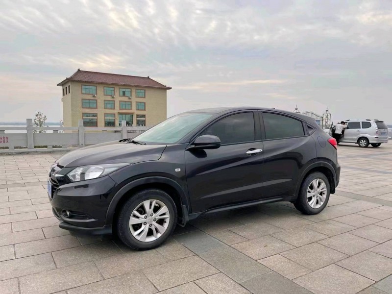 枣庄16年本田缤智3