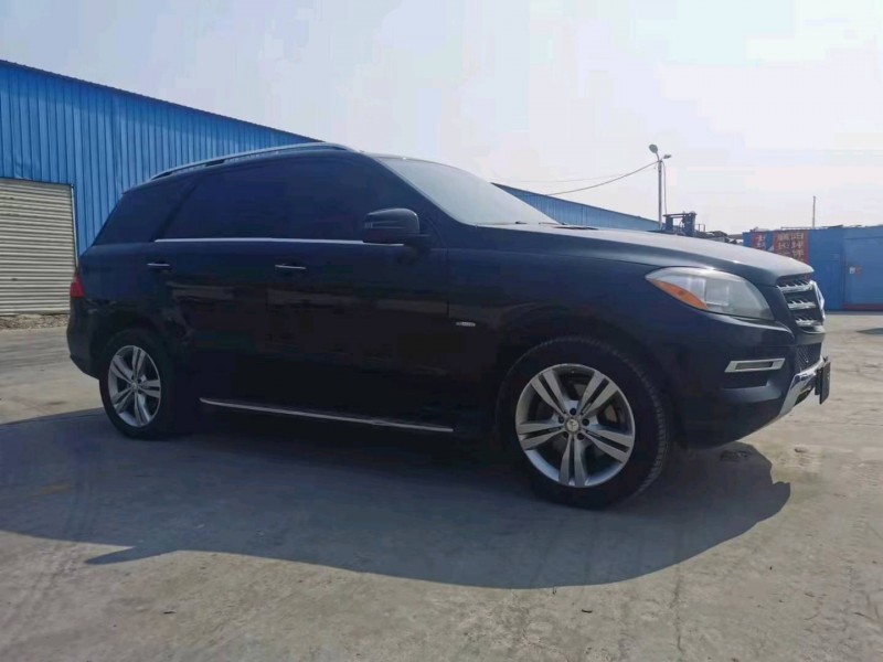 北京14年奔驰ML2