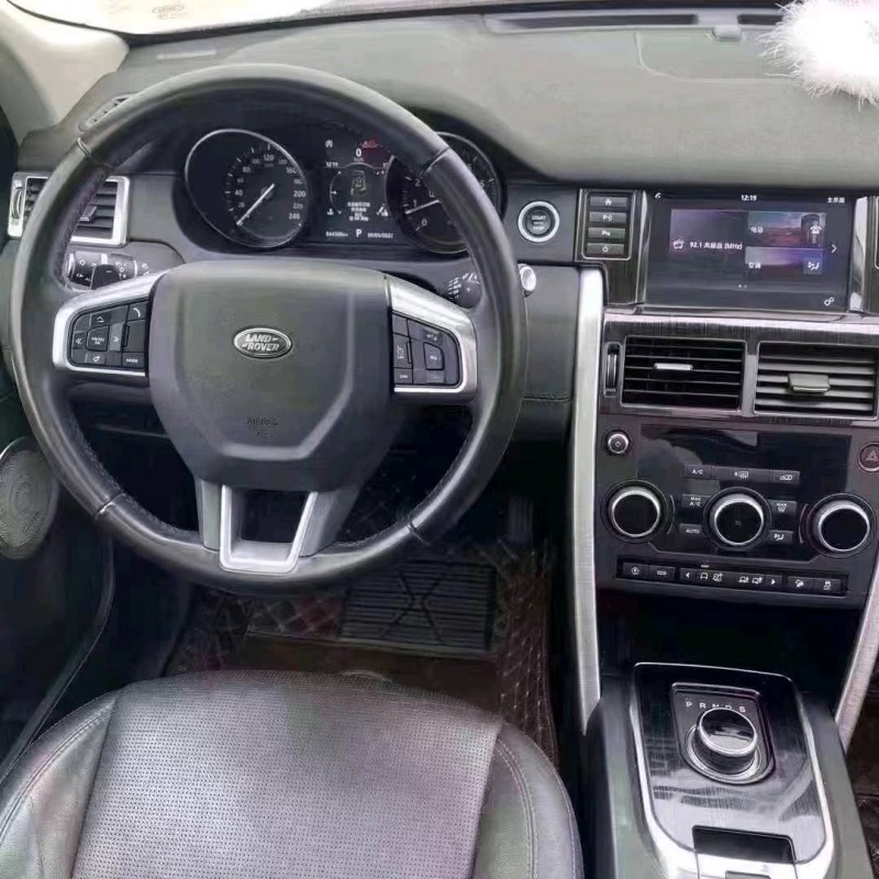 北京19年路虎发现9