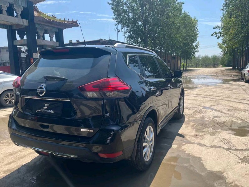 保定20年日产奇骏5