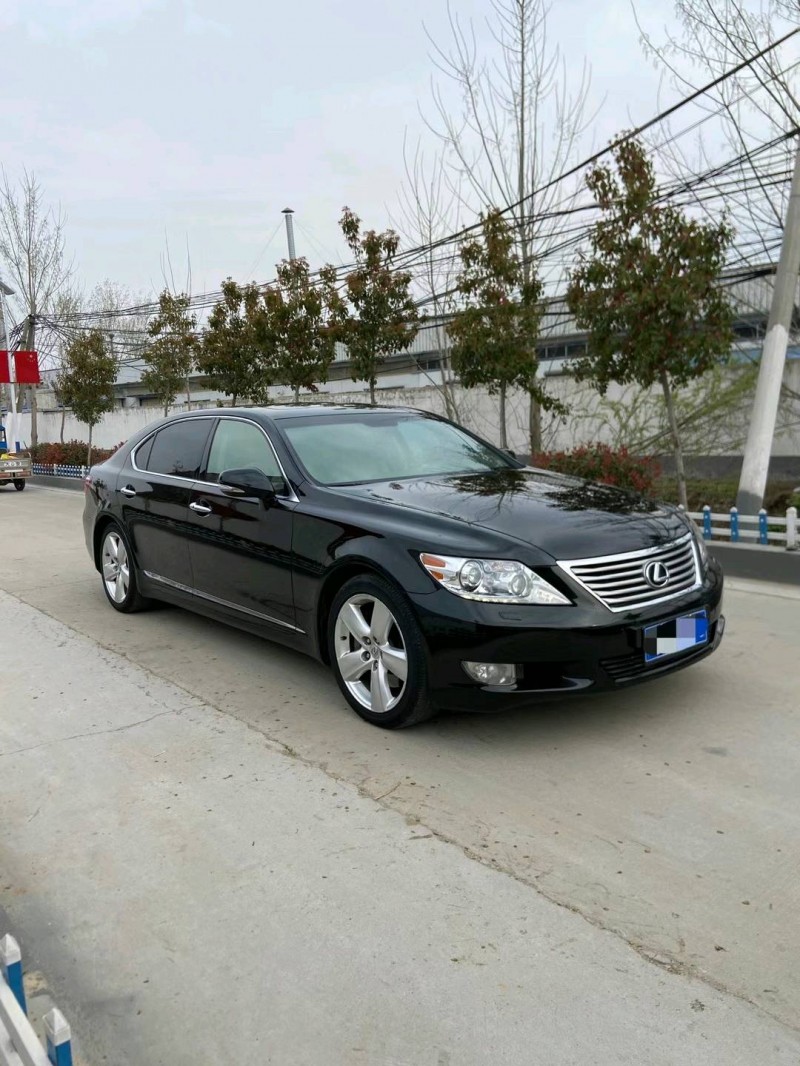 北京12年雷克萨斯LS3