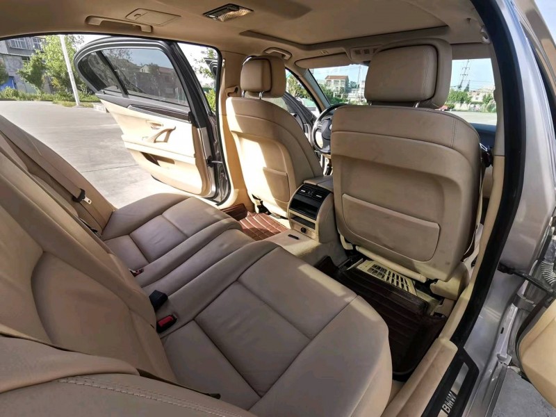 北京12年宝马5系2