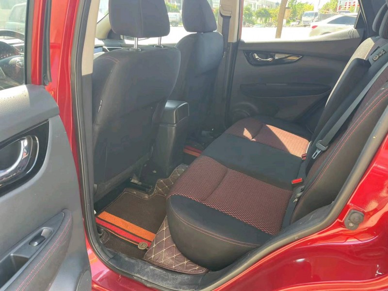 保定16年日产逍客6