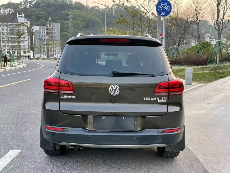 广州14年大众途观6