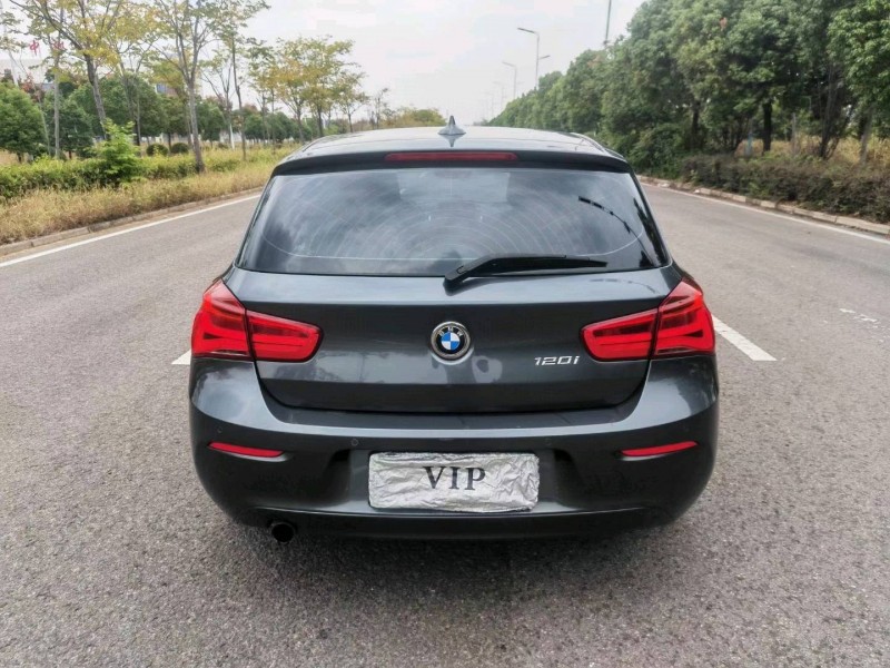 蚌埠16年宝马1系9