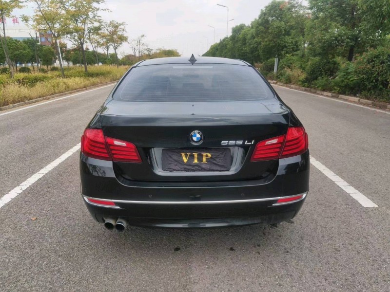 蚌埠16年宝马5系9