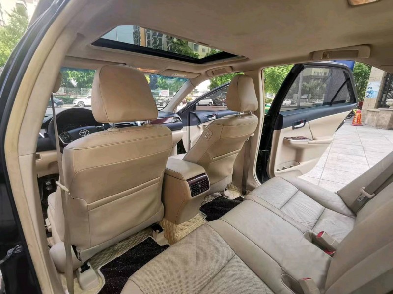 北京12年丰田凯美瑞5