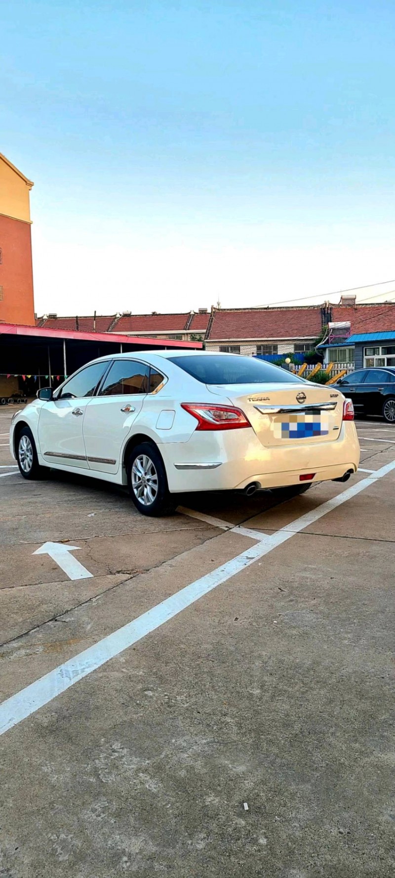 济南13年日产天籁3