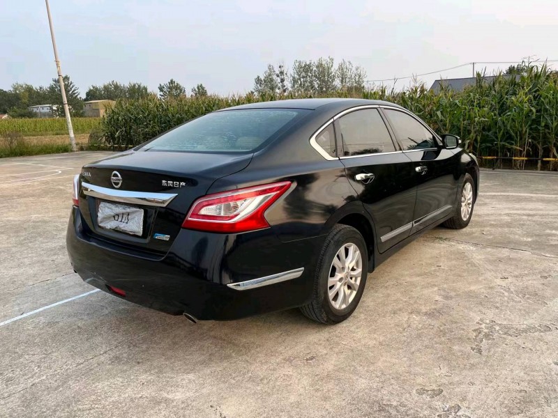 徐州16年日产天籁2