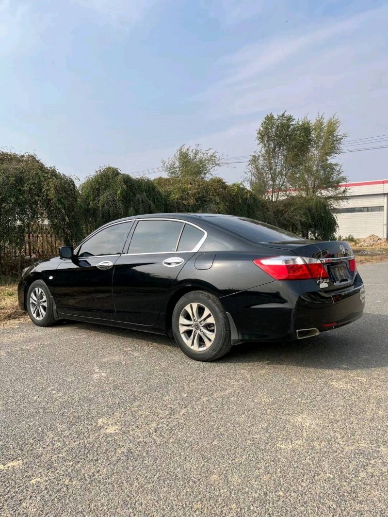 沈阳14年本田雅阁5