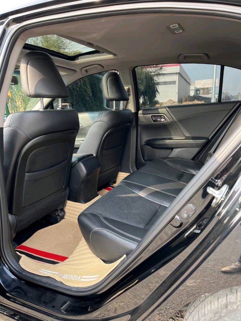 沈阳14年本田雅阁8