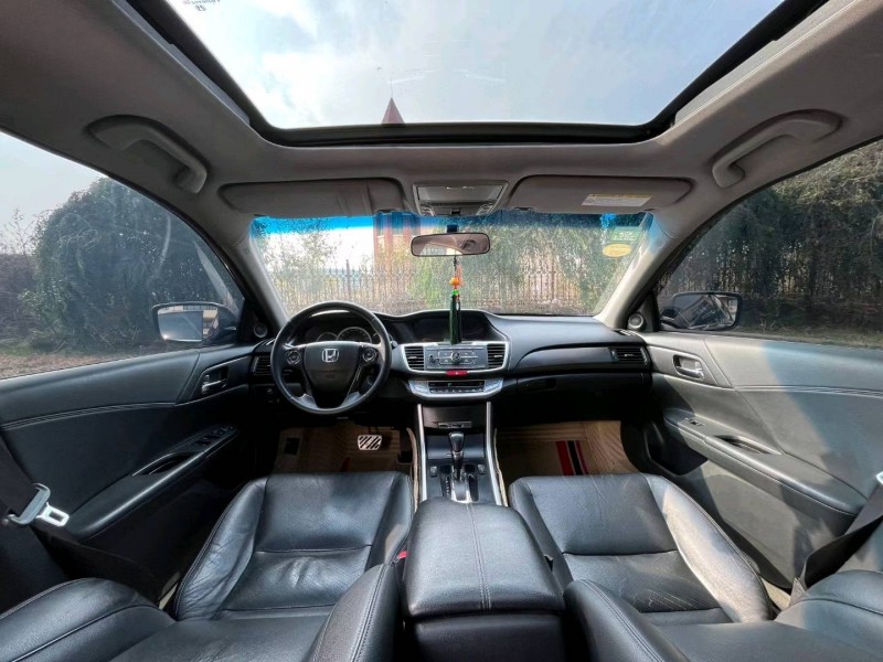 沈阳14年本田雅阁9