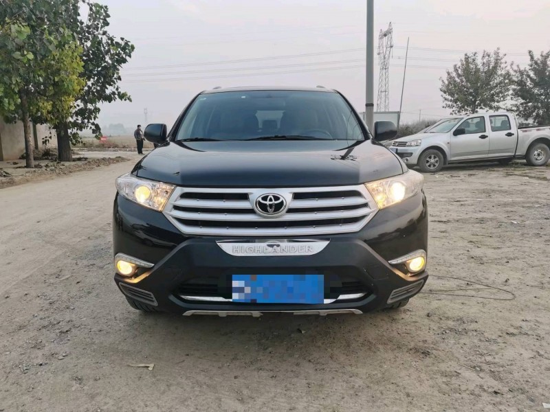 保定14年丰田汉兰达1