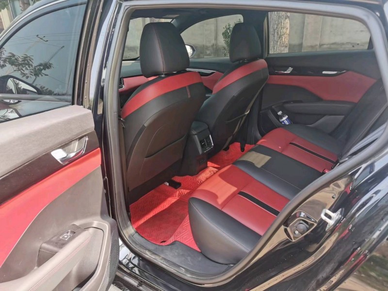 保定21年东风奕炫6