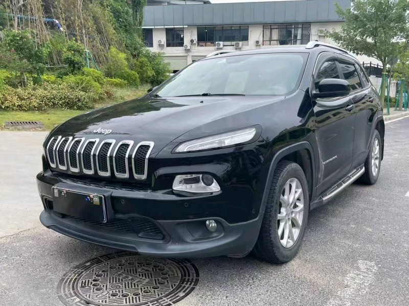 广州16年Jeep自由光6