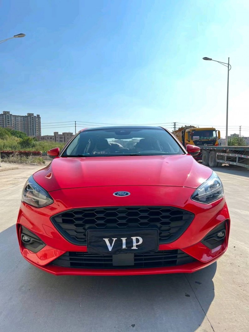 东莞22年福特福克斯1