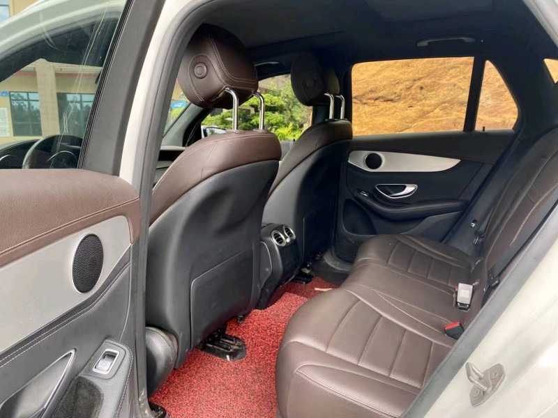 广州17年奔驰GLC8