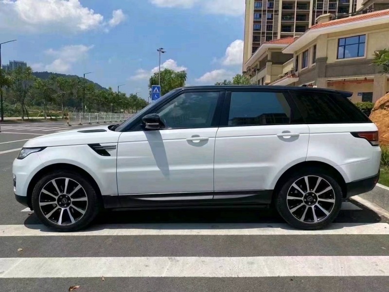 广州16年路虎揽胜运动4