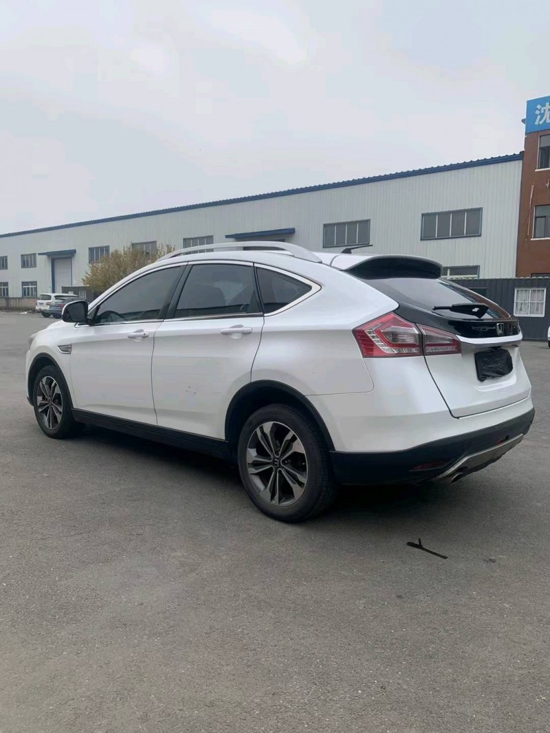 沈阳14年纳智捷优6 SUV4