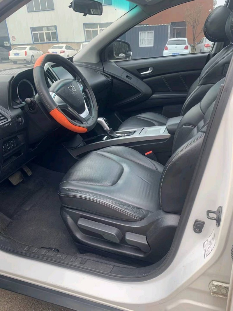沈阳14年纳智捷优6 SUV2