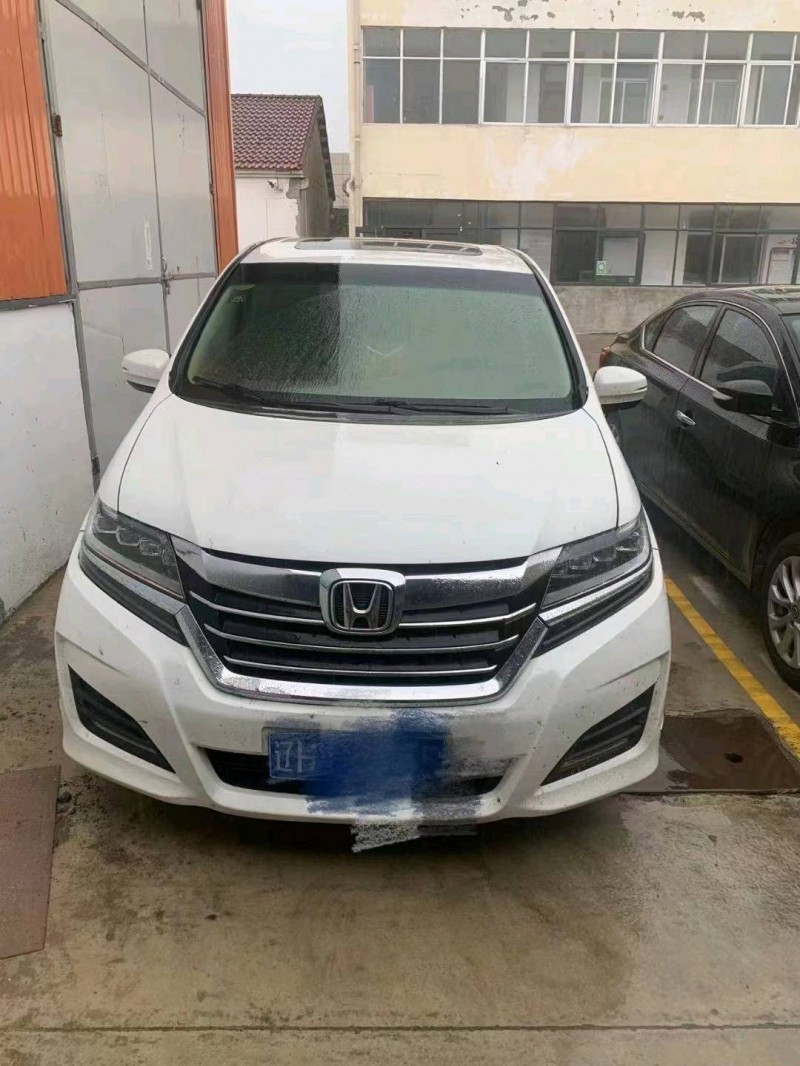 沈阳17年本田艾力绅1