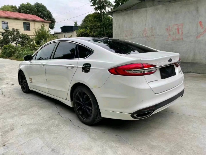 成都17年福特蒙迪欧6