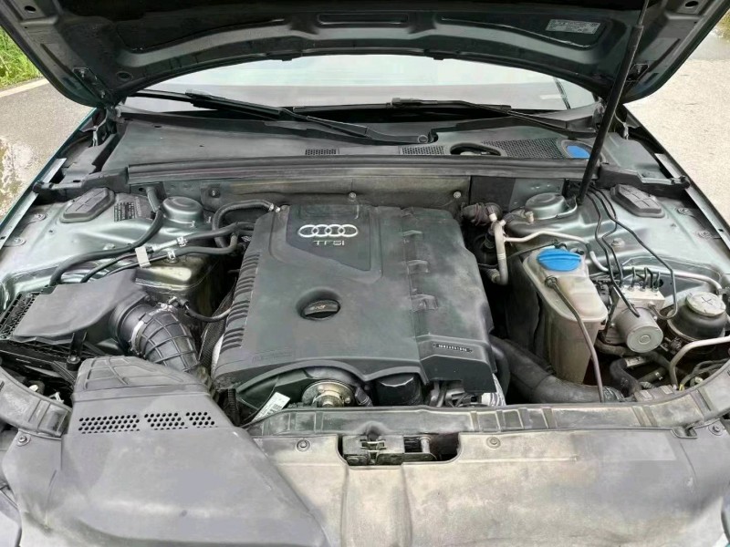 成都12年奥迪A4L9