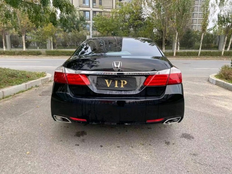 沈阳15年本田雅阁8