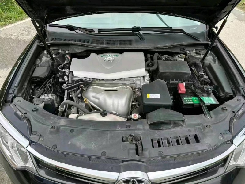 成都17年丰田凯美瑞9