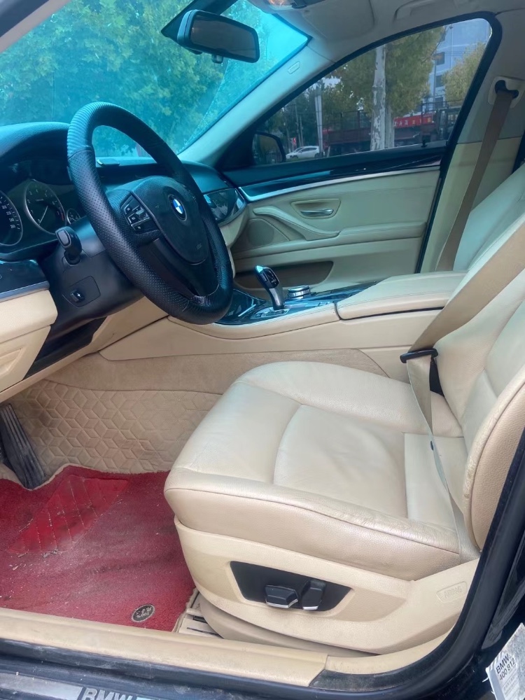 北京12年宝马5系6