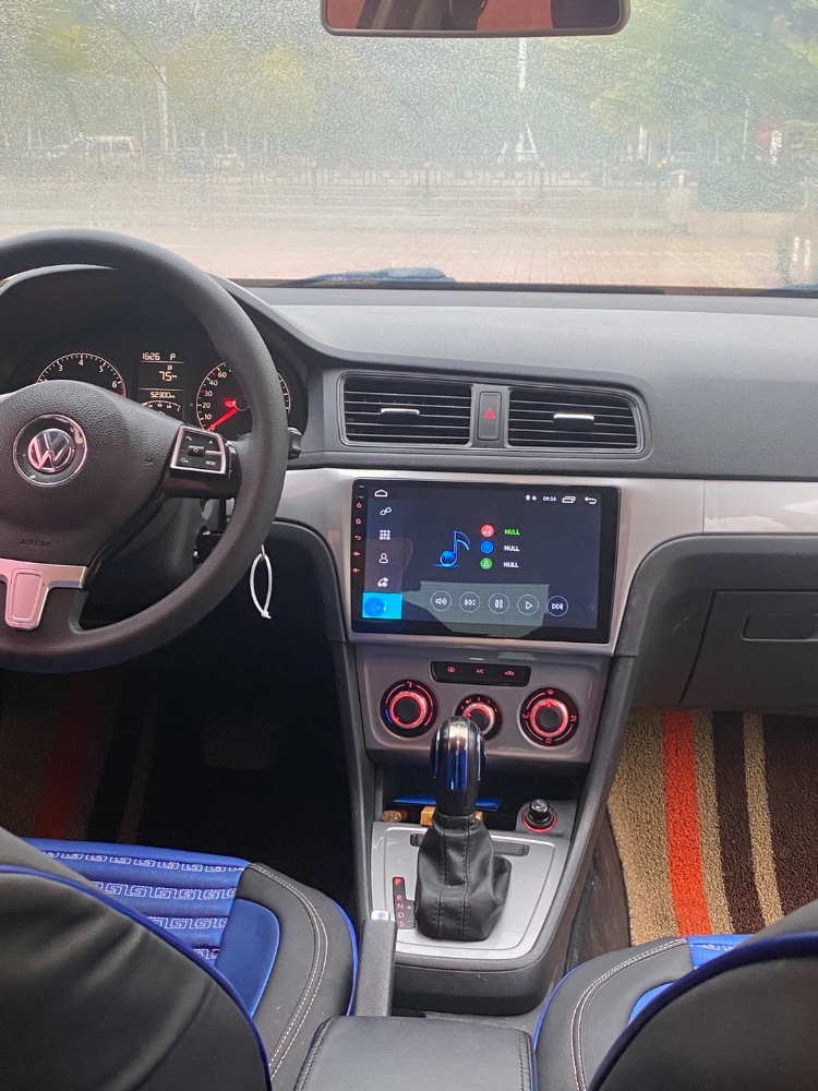 北京17年大众朗逸8