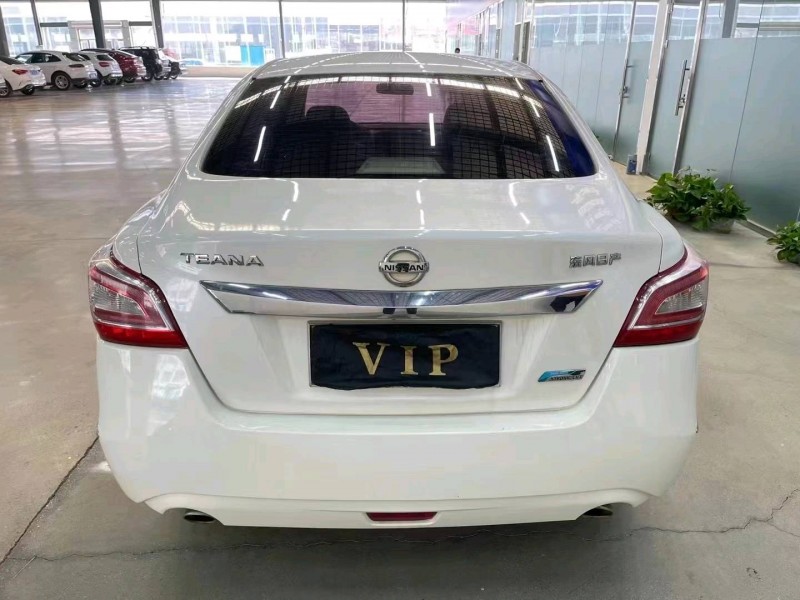 济宁13年日产天籁9