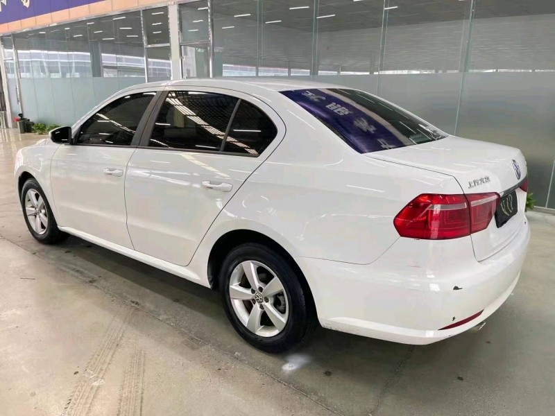 济宁17年大众朗逸7