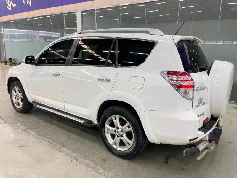 济宁12年丰田RAV4荣放7