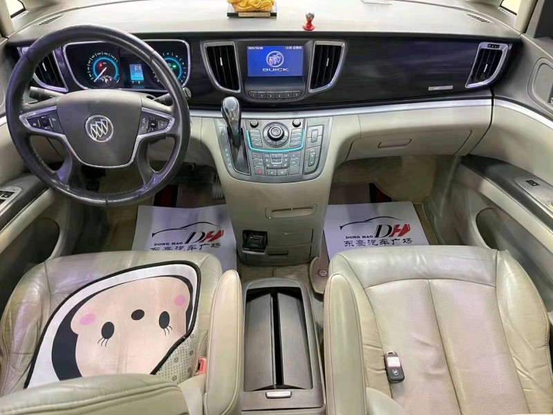 济宁11年别克GL87